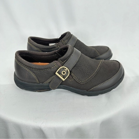 Merrell Dassie Espresso Brown Leather Buckle Women's Slip-On Shoes - Size: 6 - Picture 1 of 8